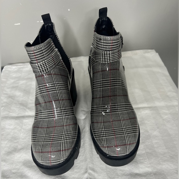 Worn once, plaid booties! - Picture 2 of 5